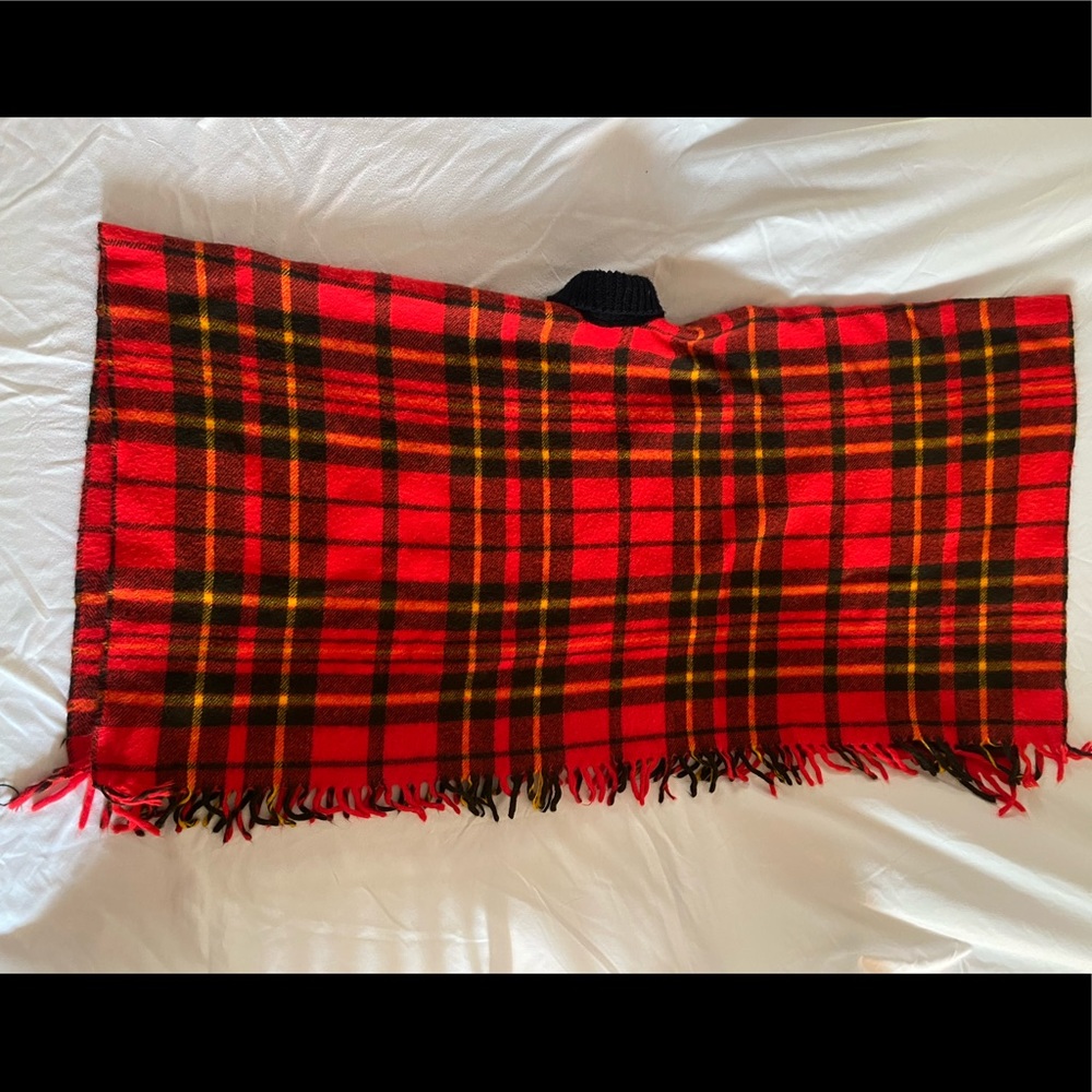 Vintage 1970’s Plaid Poncho